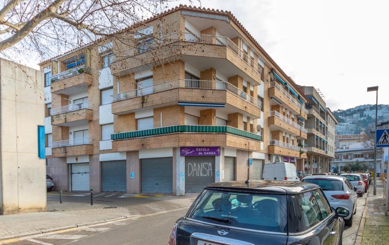 Apart-Rent Apartamento Francesc Macia 2003 روساس المظهر الخارجي الصورة